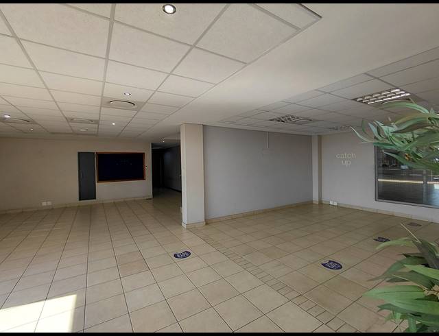 11,694M² WAREHOUSE TO LET IN CLAYVILLE